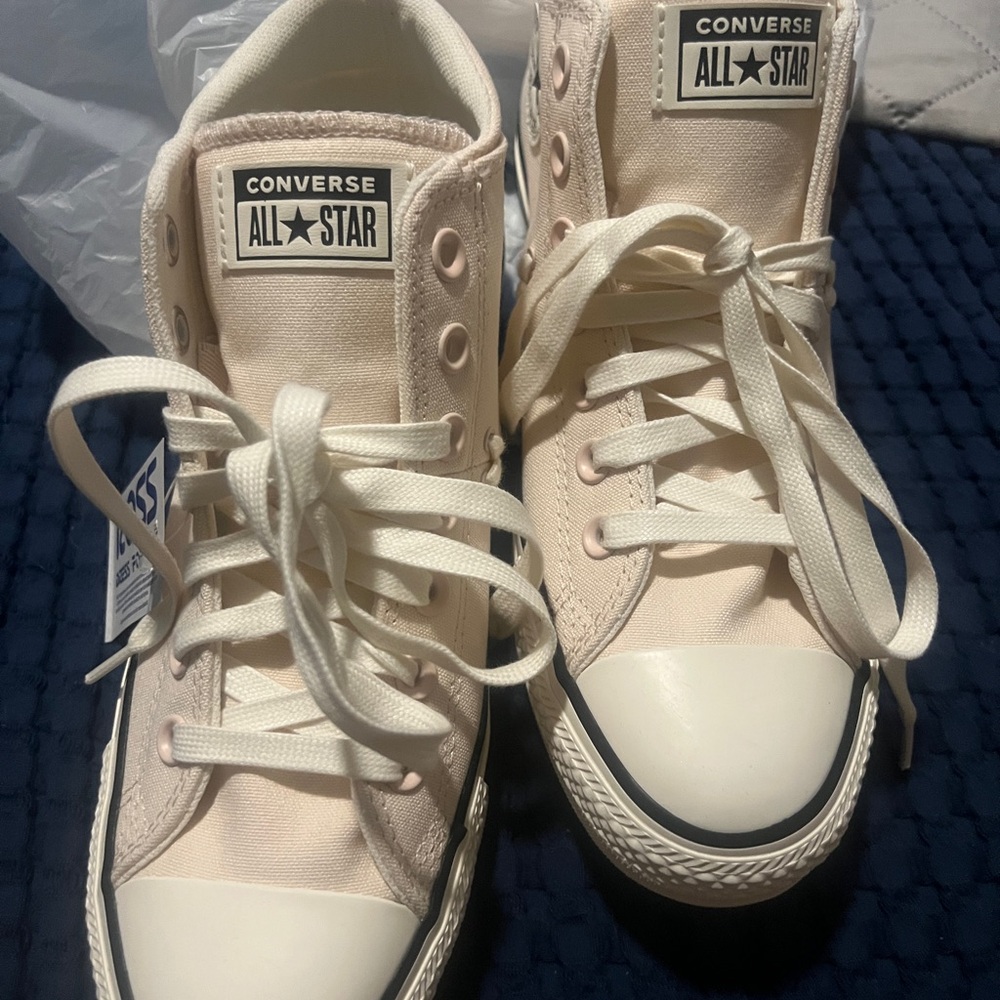 Converse Pink High-Tops - Picture 2 of 5